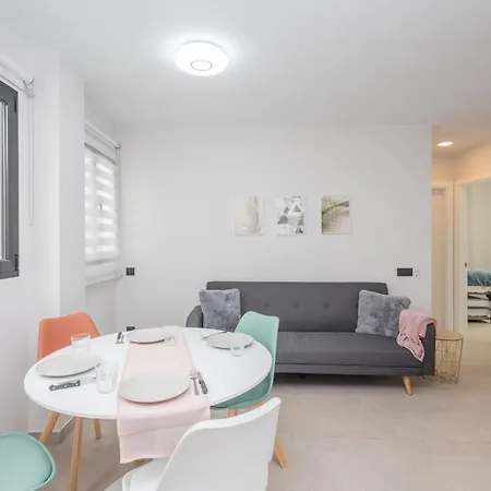 2br New Pretty Next To Canteras *