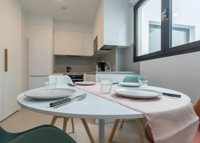 2br New Pretty Next To Canteras *